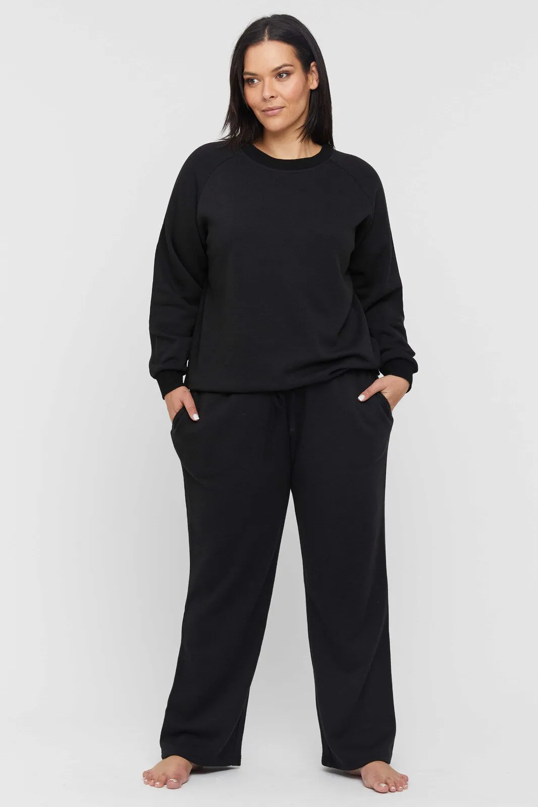 Bamboo Essential Trackpant - Black