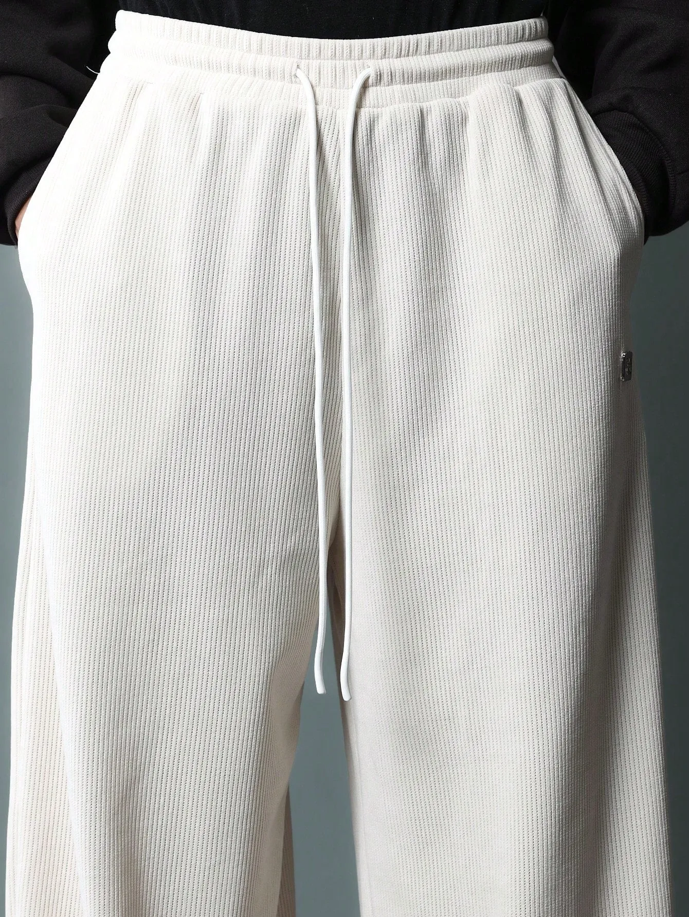 Barrel Fit Cord Texture Sweatpants With Drawstrings