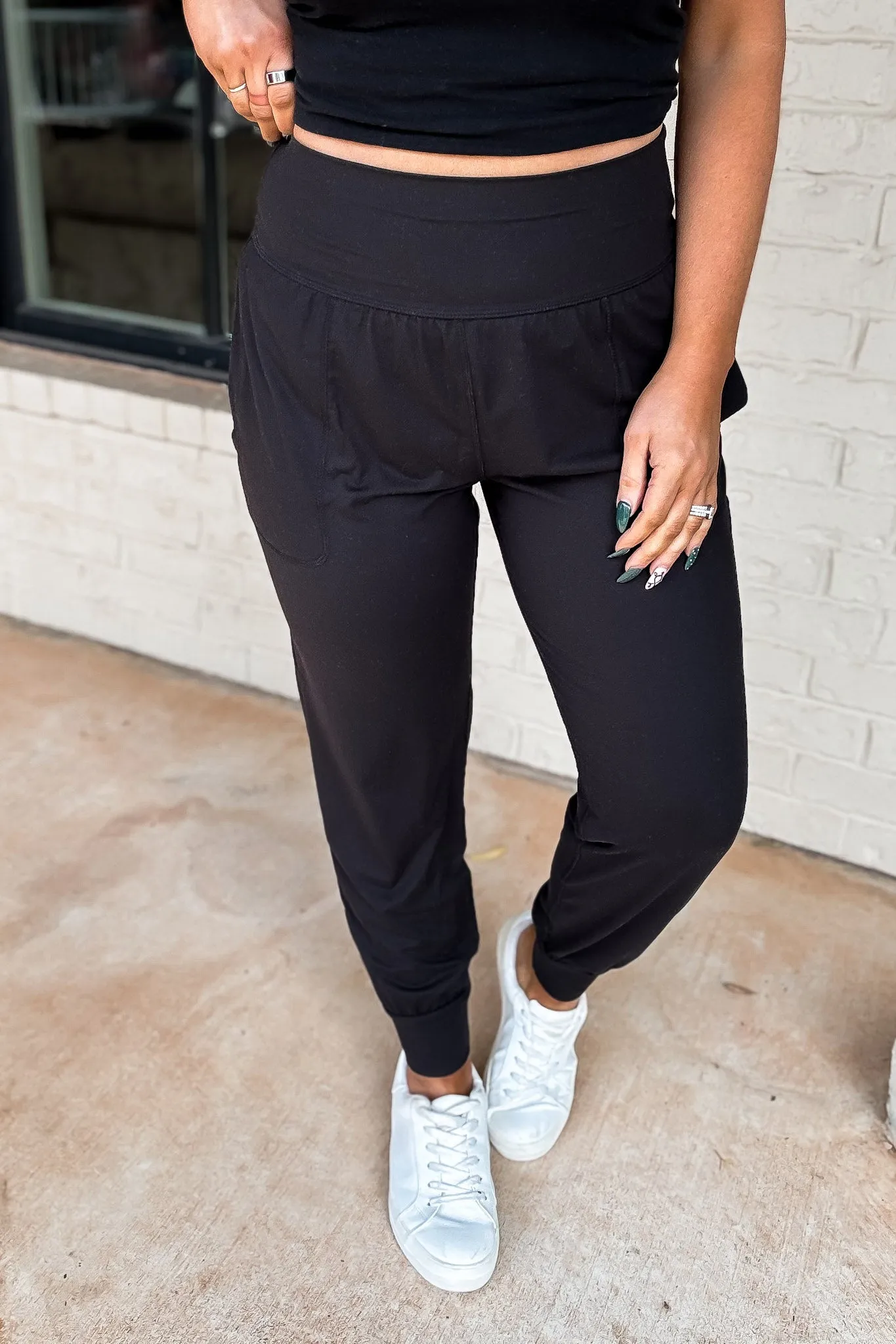 Butter Soft Joggers With Pockets