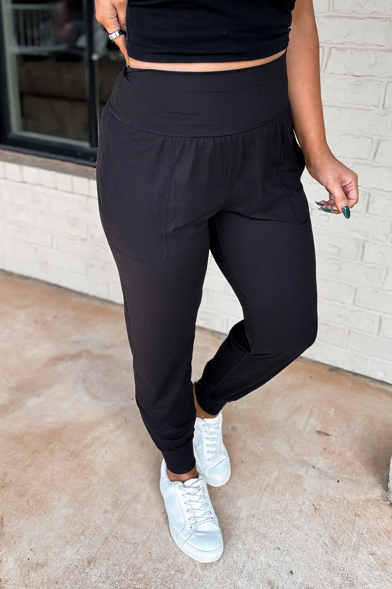 Butter Soft Joggers With Pockets