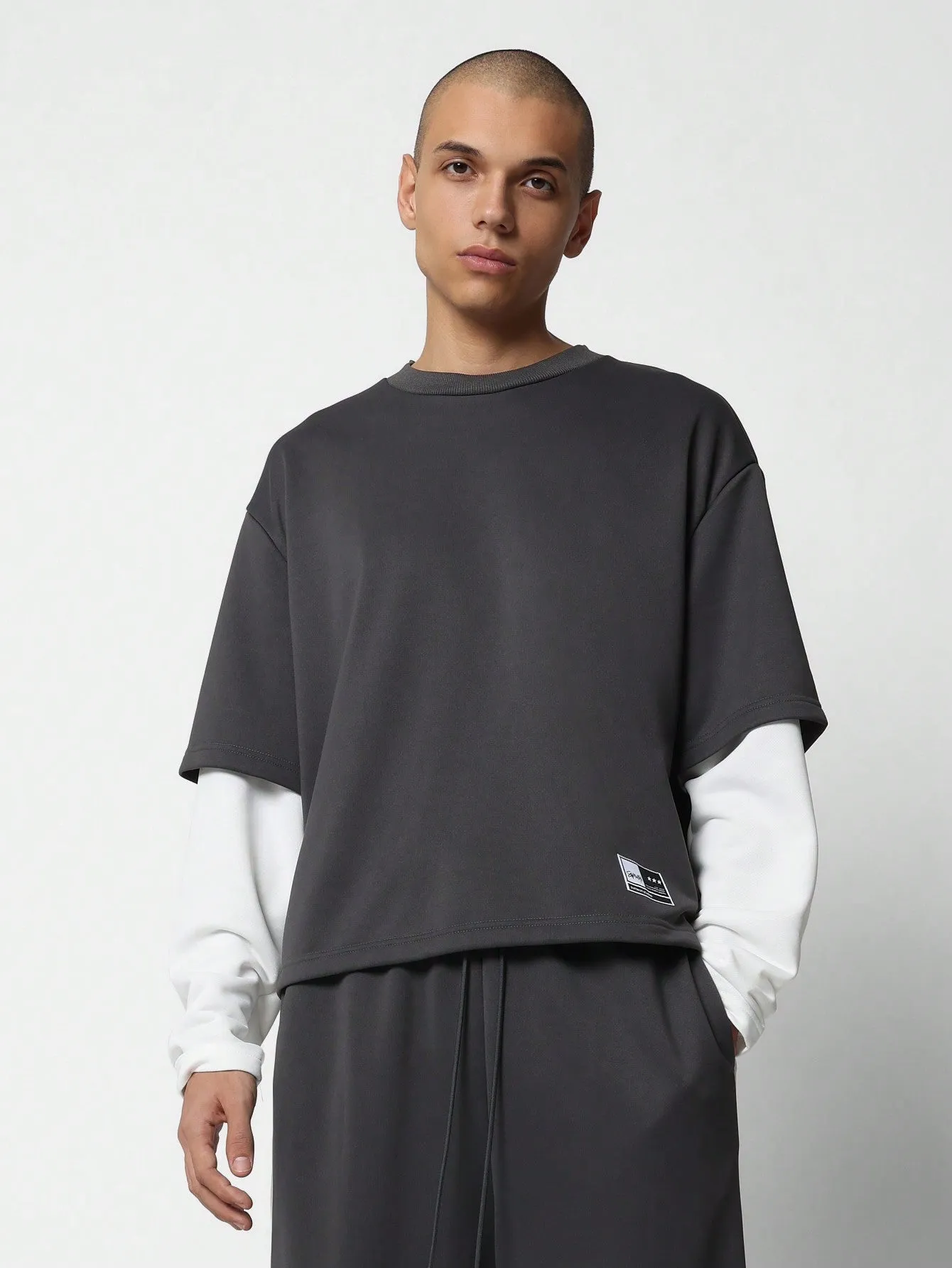 Crop Fit Contrast Double Sleeve Tee & Drop Cotch Sweatpants 2 Piece Set