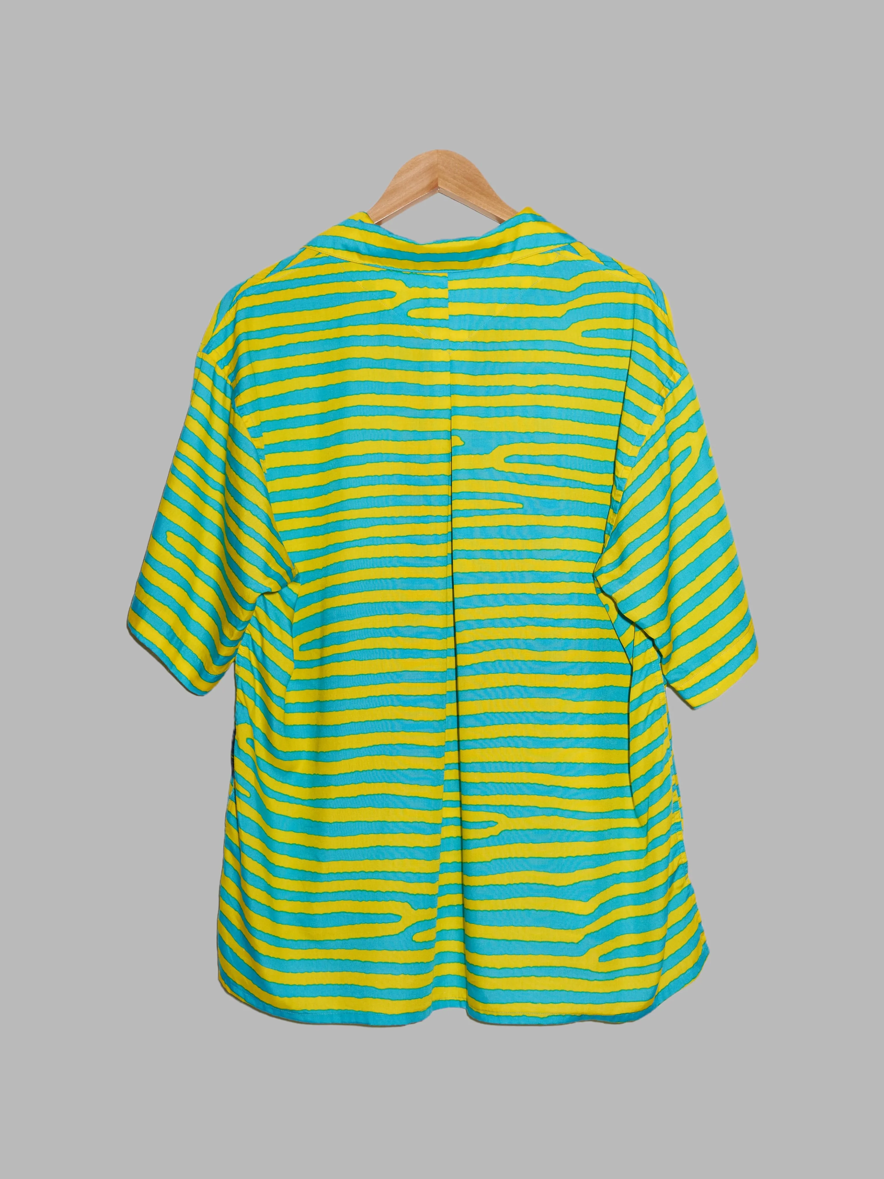 Kenzo 1980s blue yellow zebra stripe queen angel fish print short sleeve shirt