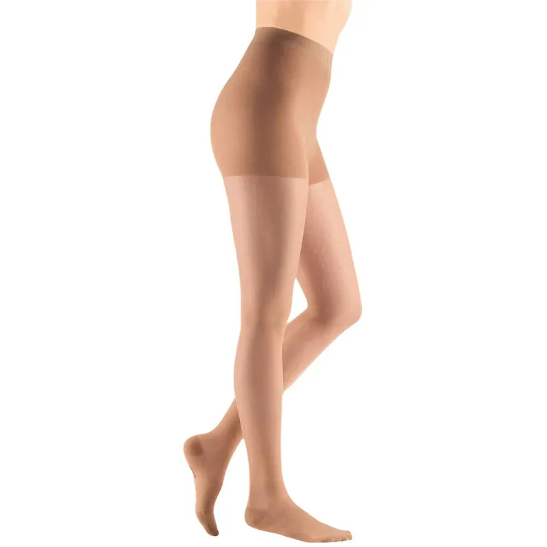 Medi Sheer & Soft 15-20mmHg Closed Toe Maternity Panty w/Adjustable Waist Band - Petite