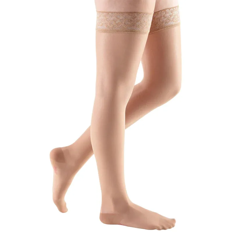 Medi Sheer & Soft 15-20mmHg Closed Toe Thigh Length w/Lace Silicone Top Band