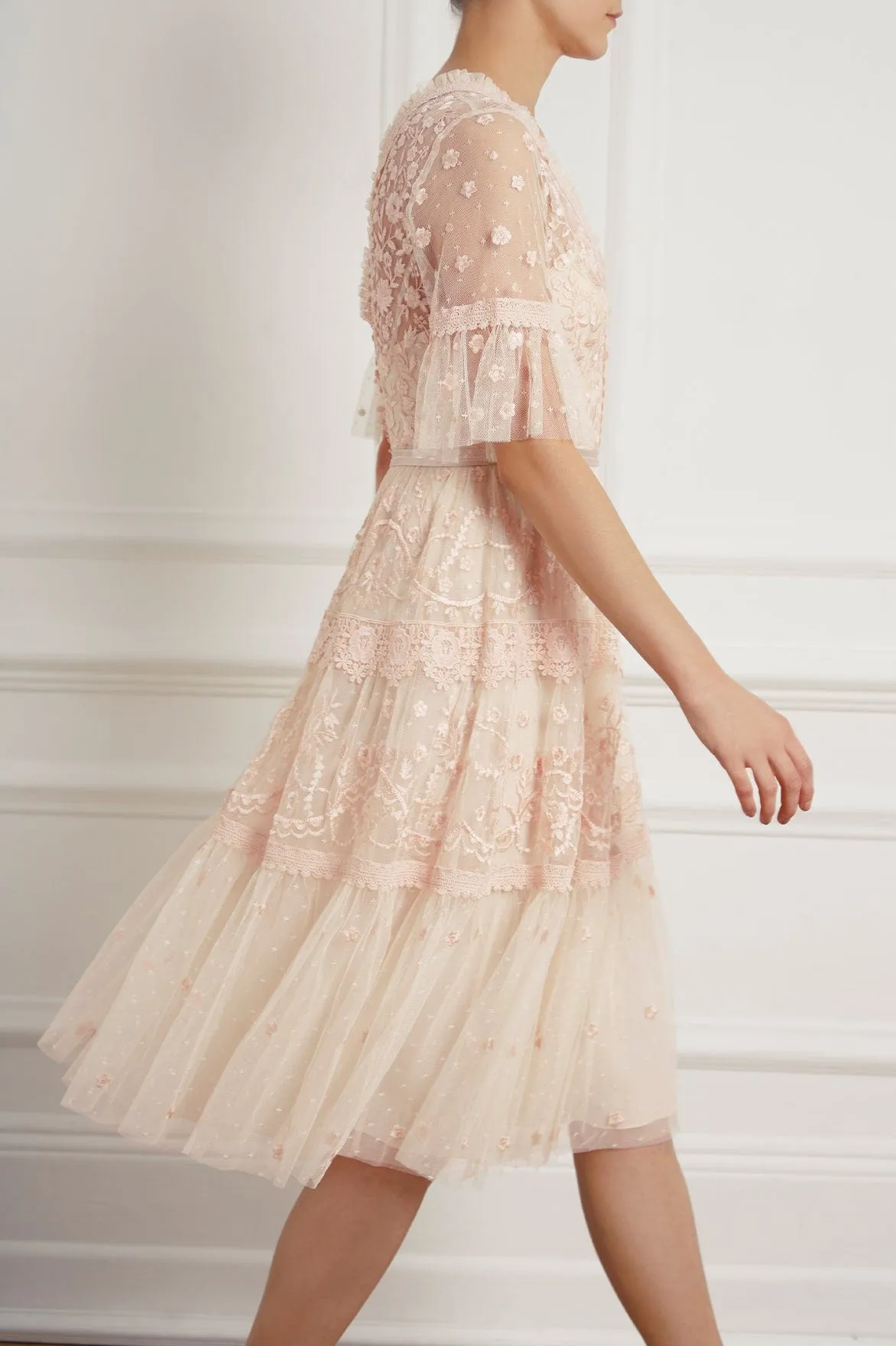 Midsummer Lace Dress