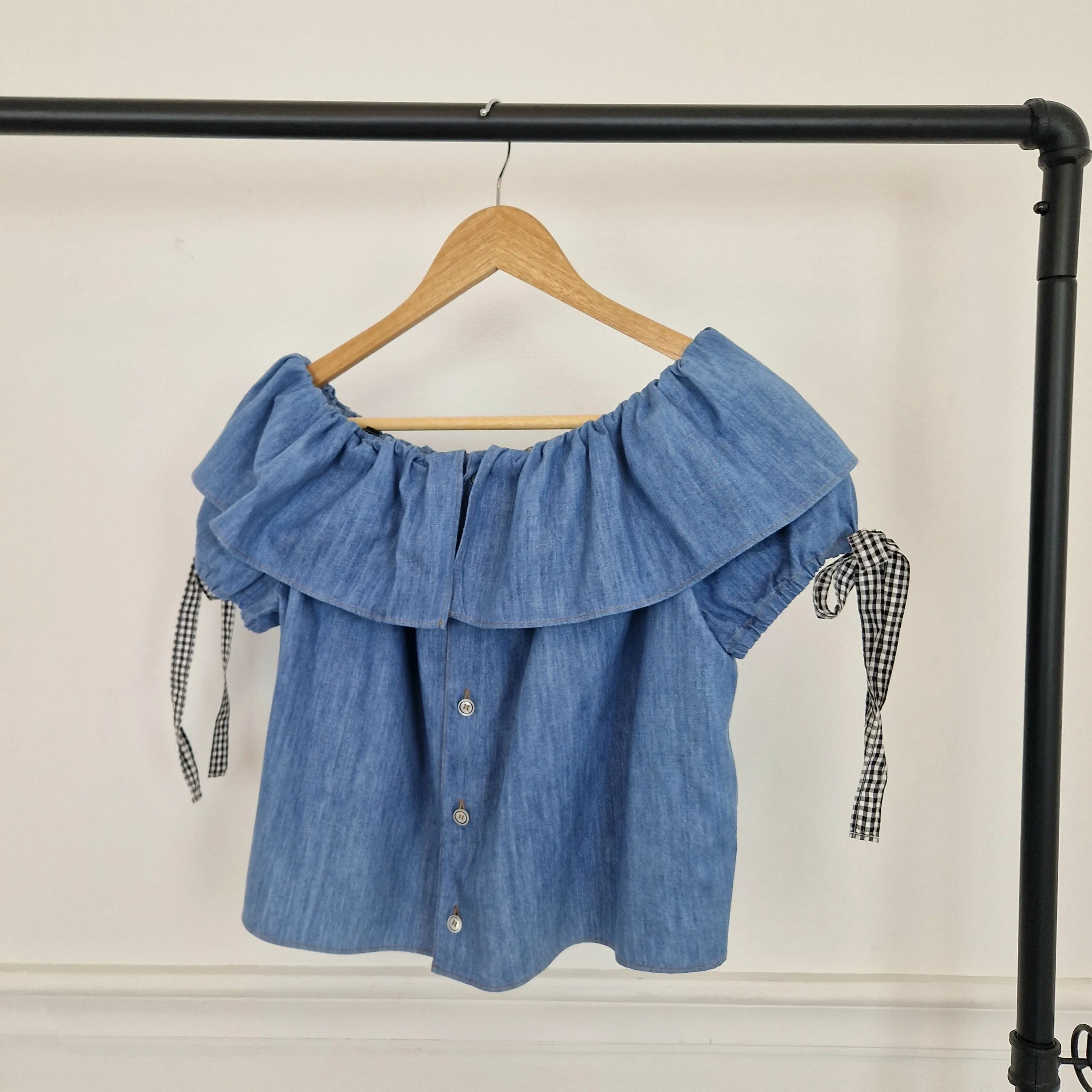 Miu Miu | Top in denim con fiocchetti