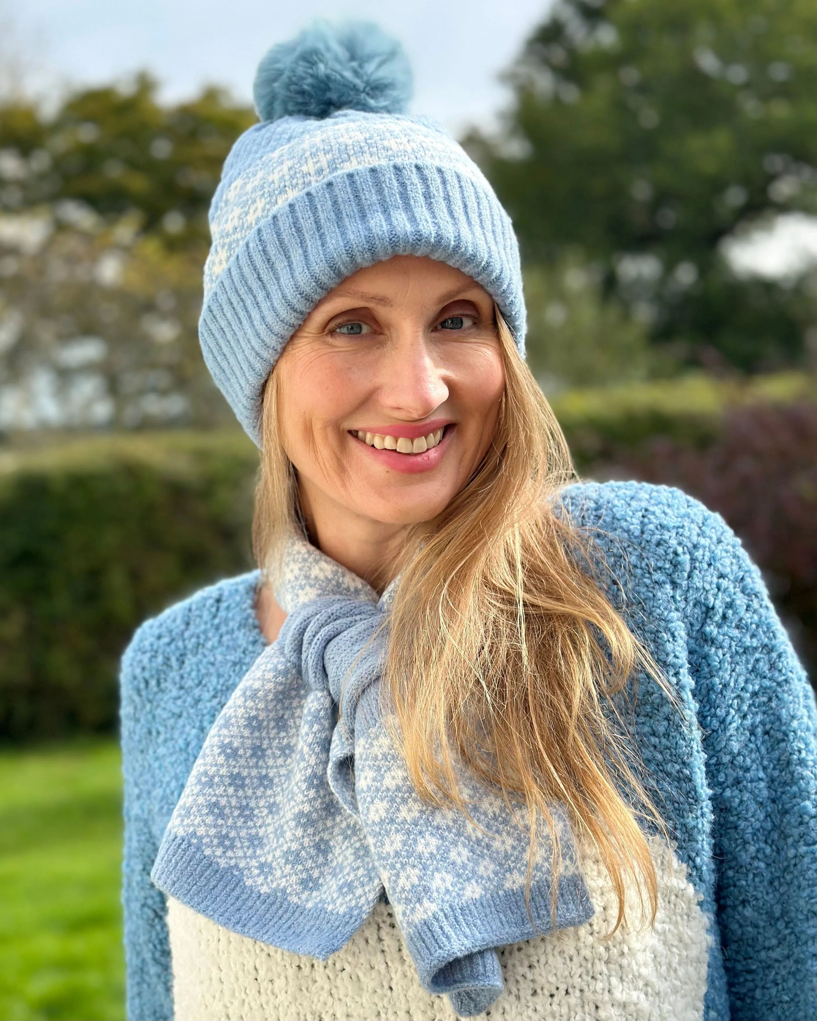 Recycled Soft Pom Pom Hat - Pale Blue