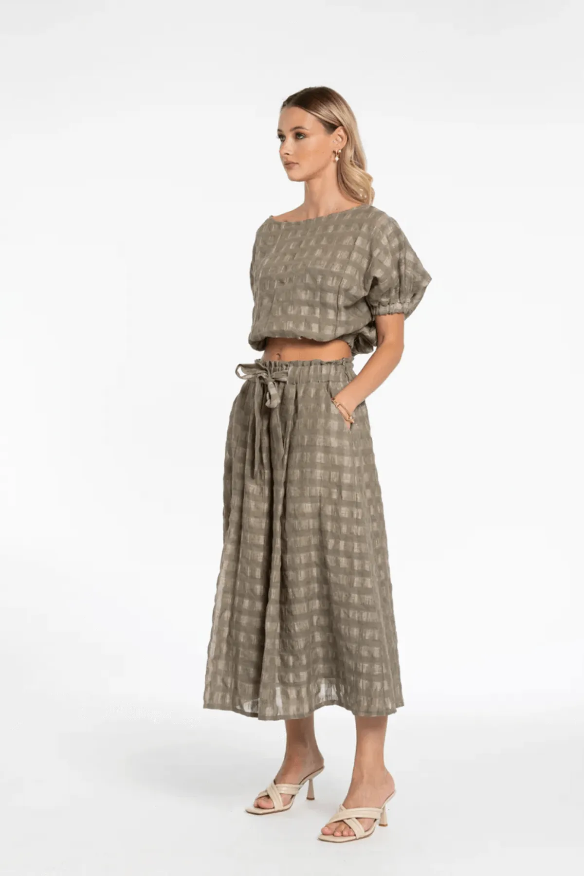 REFRACTION SKIRT OLIVE