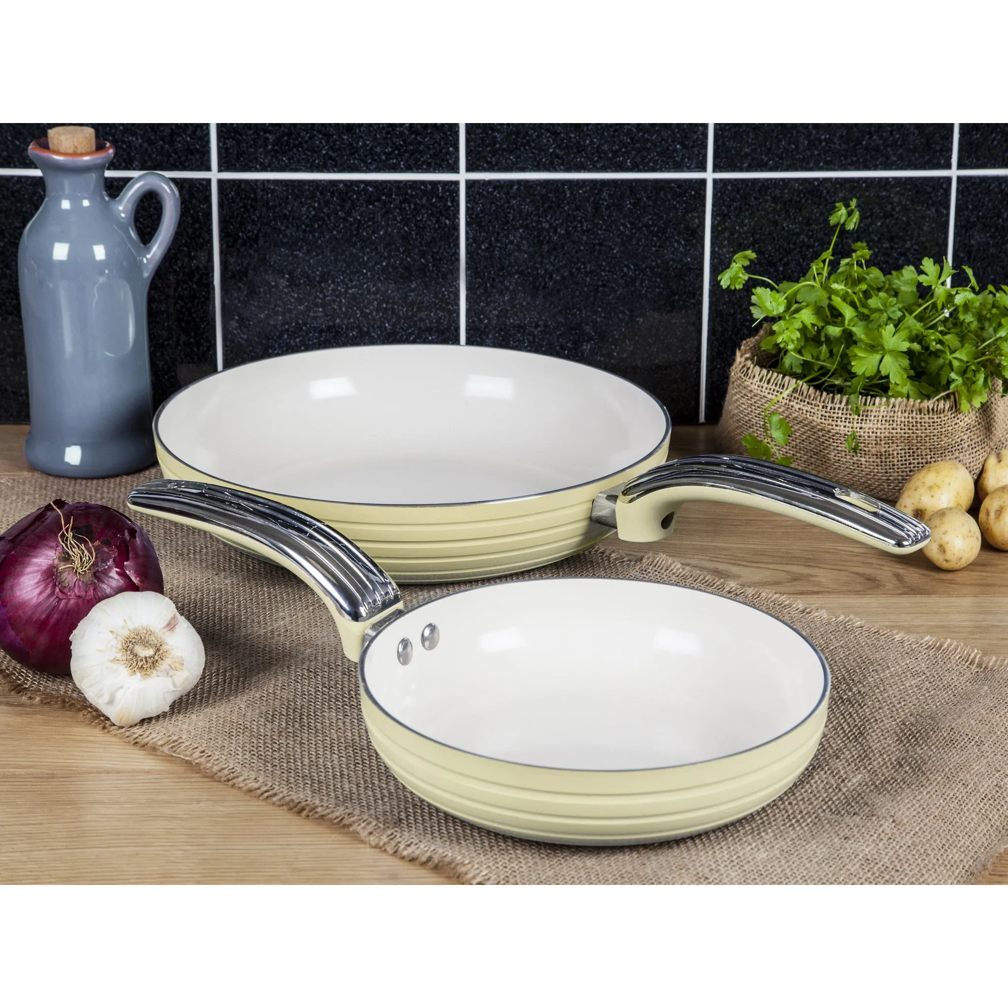 Swan Retro 8 inch/11 inch Fry Pans