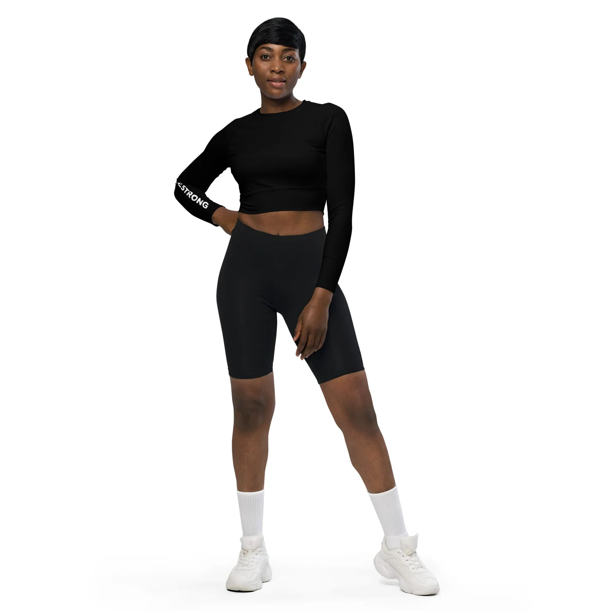 THE ESSENTIAL, SOFT AND STRETCHY, LONG SLEEVE FITTED CROP TOP BLACK