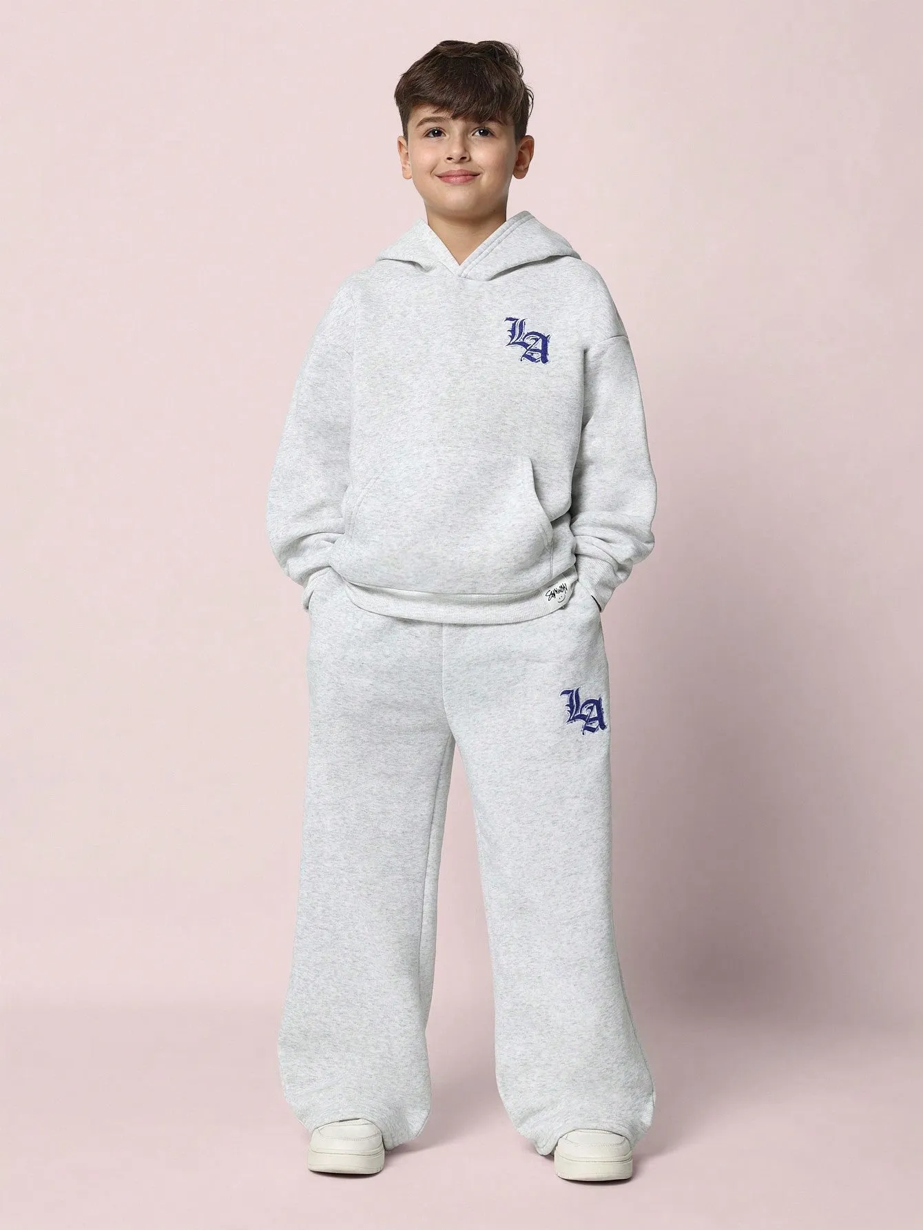 Tween Boys Comfy Overhead Hoodie & Straight Fit Sweatpants With LA Embroidered 2 Piece Set