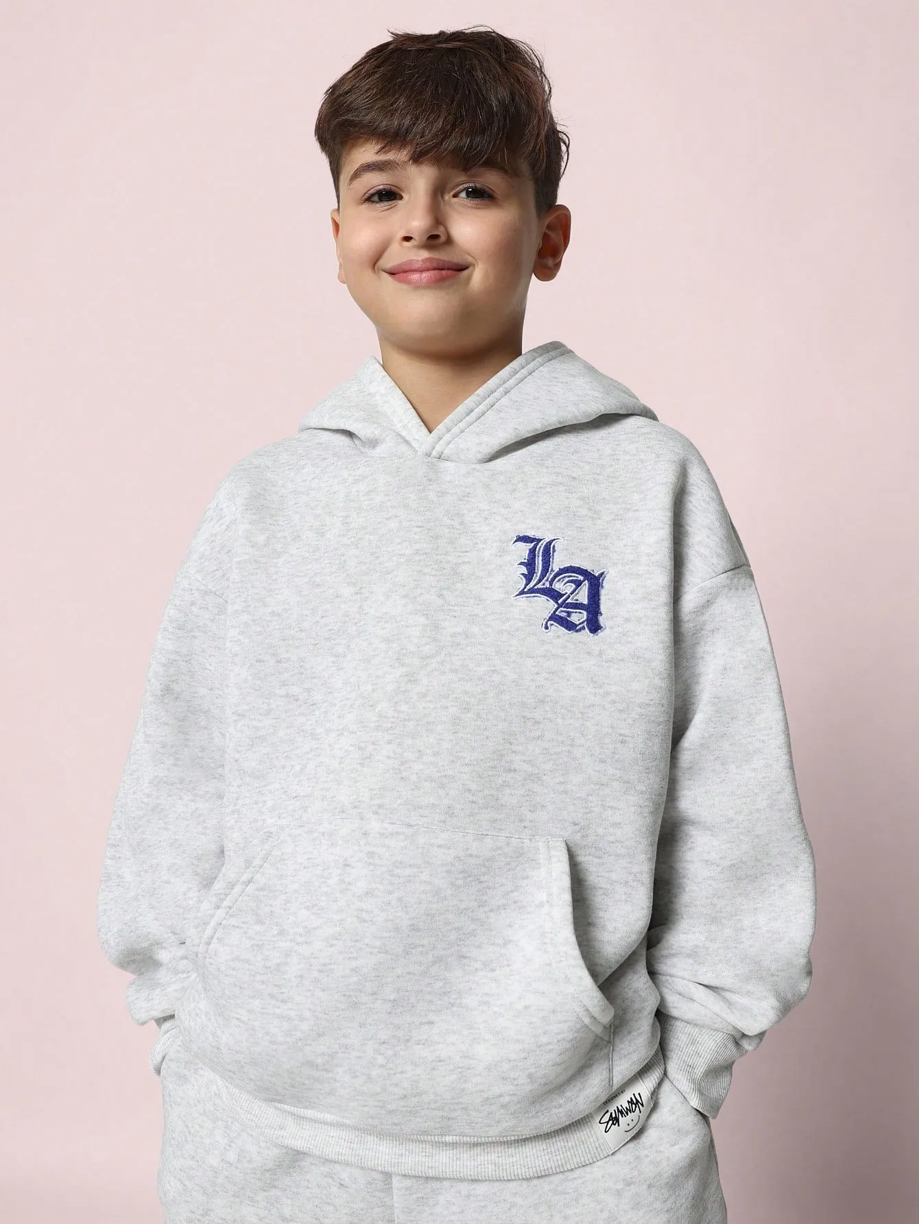 Tween Boys Comfy Overhead Hoodie & Straight Fit Sweatpants With LA Embroidered 2 Piece Set