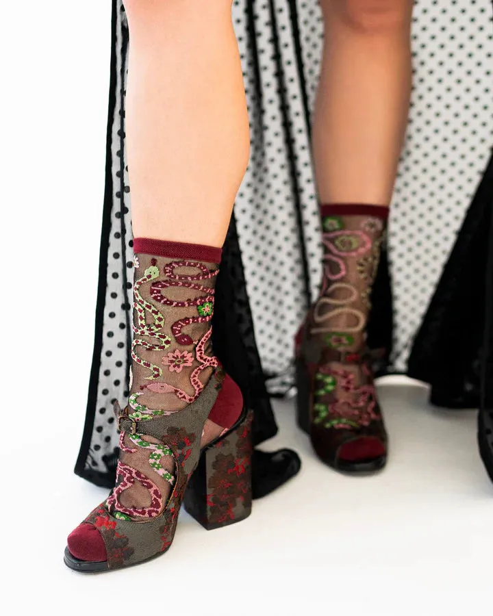 Women's Sheer Serpentine Floral Socks